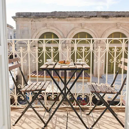 Casabella Antico Mercato Ortigia Siracusa Apartment *