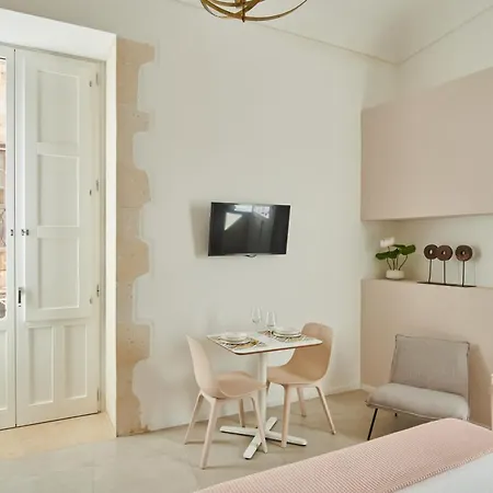 Casabella By Vinile Antico Mercato Ortigia Siracusa *